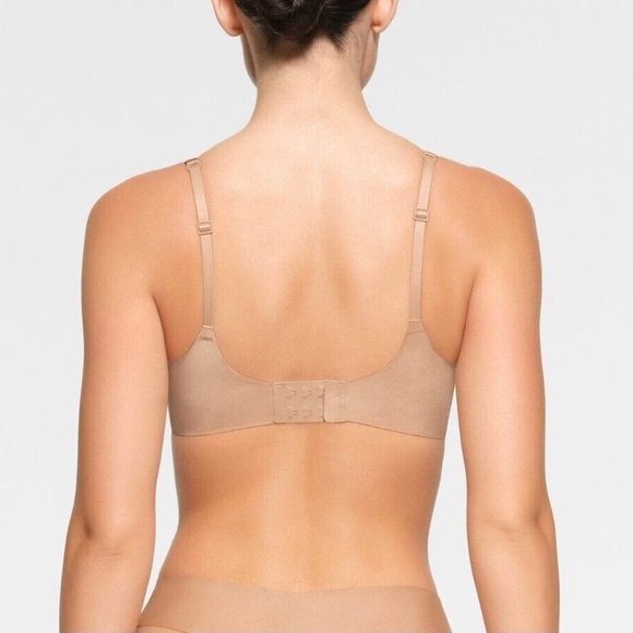 NWOT Skims Ultimate Collection Teardrop Push-Up Plunge Bra in Clay - Size 42C - Picture 3 of 4
